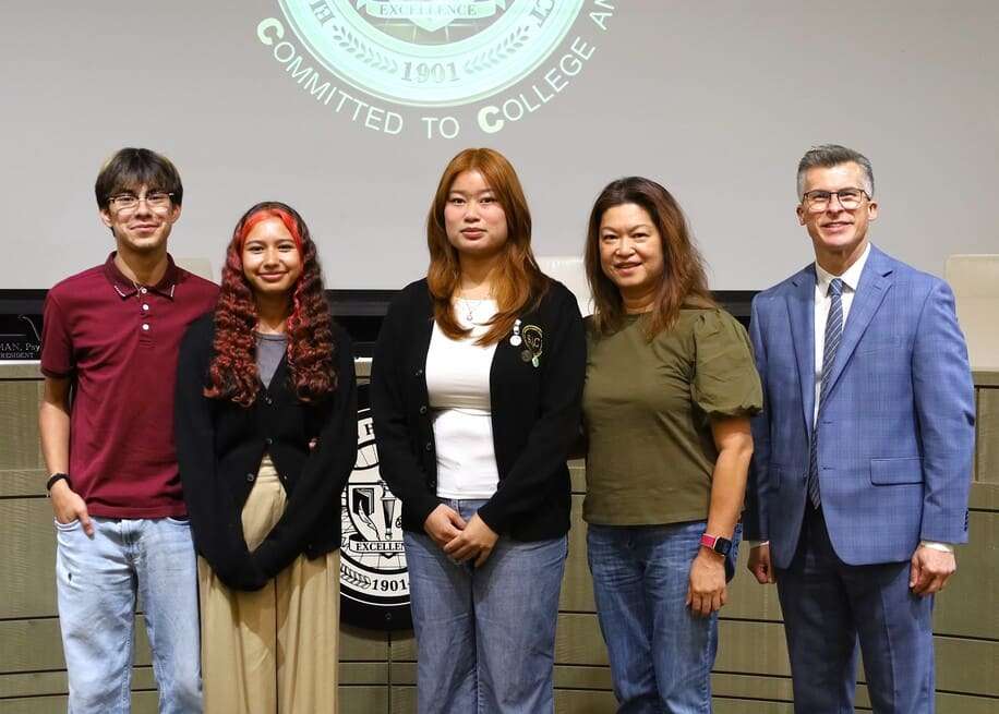 El Monte Student Board Members Sworn In